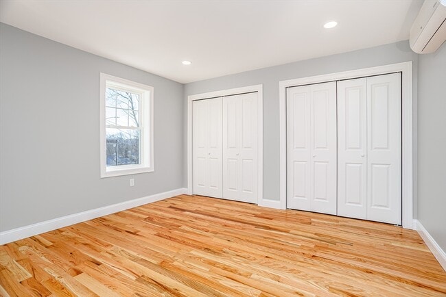 Building Photo - 29 Milton St