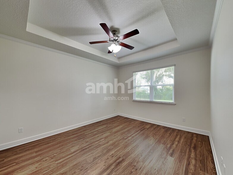 Building Photo - 6607 Hidden Rose Pl