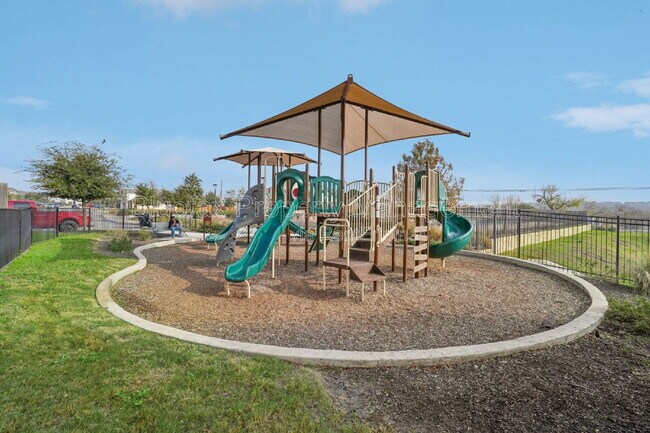 Building Photo - 3322 Stoney Knoll