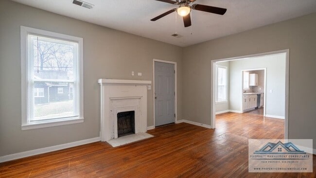 Building Photo - 901 Hermitage Dr