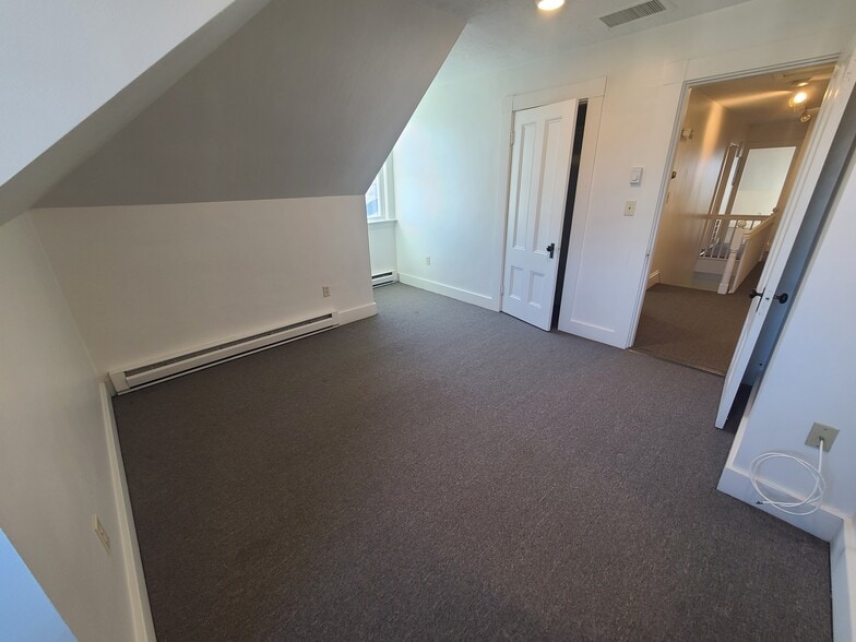 Building Photo - 1628 Massachusetts Ave