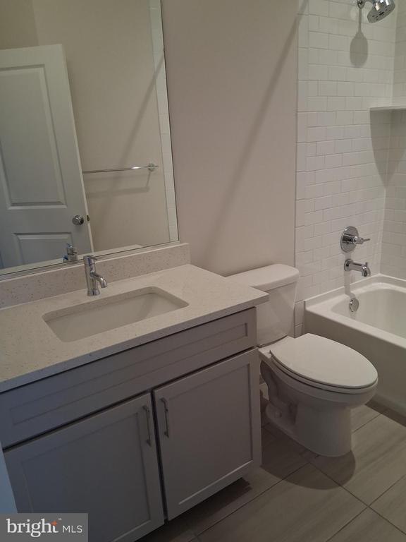 Building Photo - 5158 Ridgeview Retreat Dr