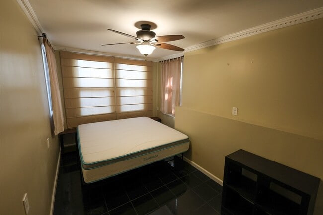 Building Photo - 235 Savin Hill Ave