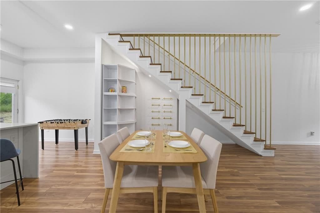 Building Photo - 1278 Plaza Ave