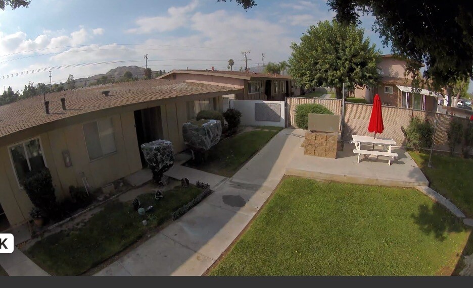 Building Photo - 4607 Plaza Ln