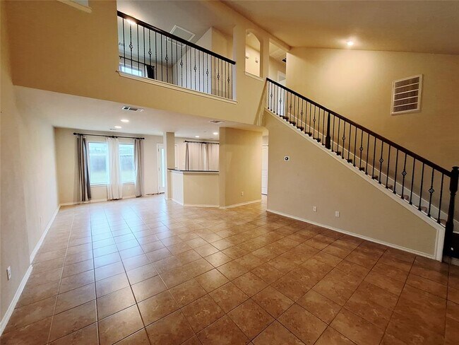 Building Photo - 220 Westminster Dr