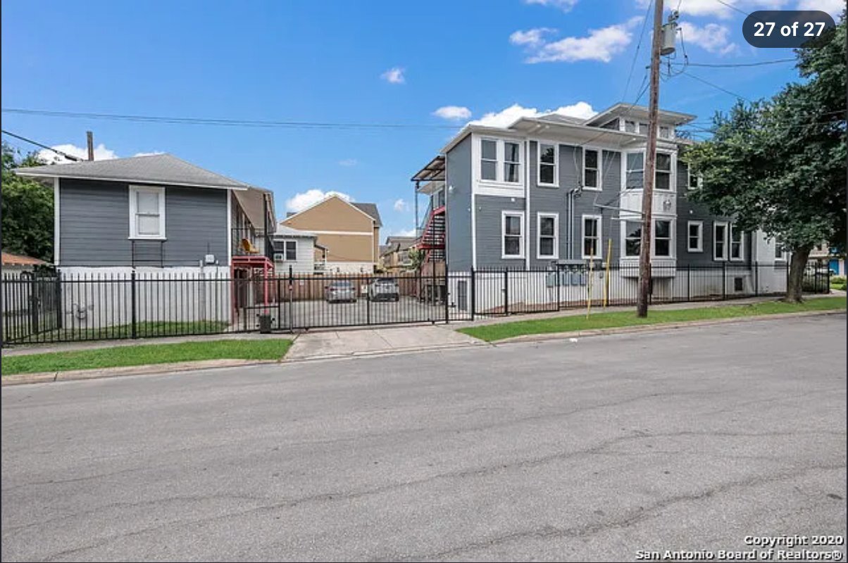 Building Photo - 201 E Courtland Pl