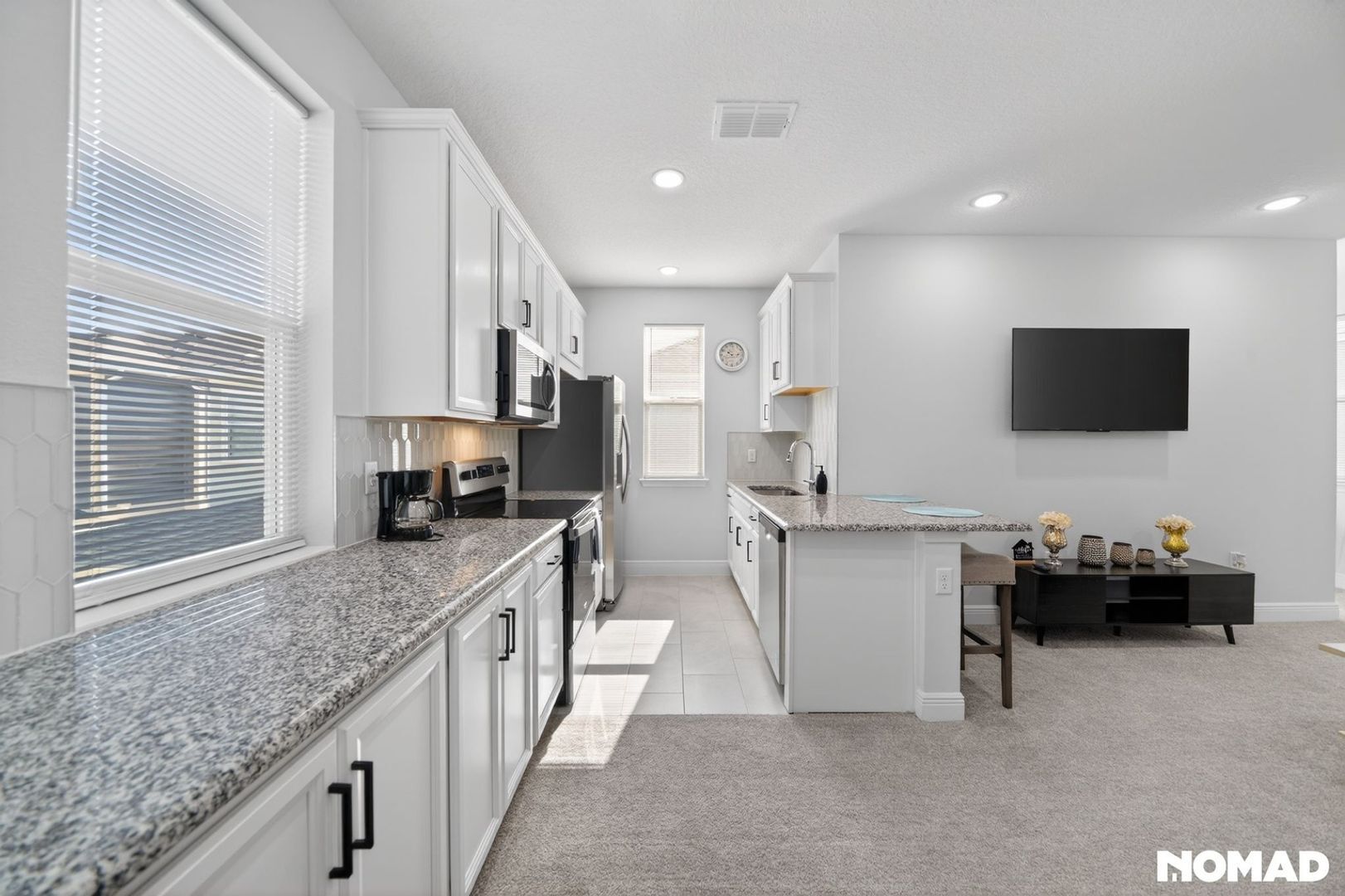 Building Photo - 10322 Marconi Ave