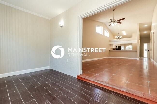 Building Photo - 3 Bedroom Pet-Friendly Home in TAMPA, FL with Main Street Renewal