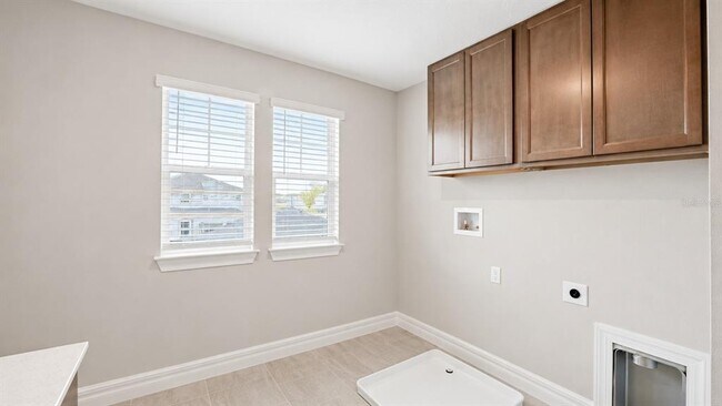 Building Photo - 16628 Silver Brook Wy