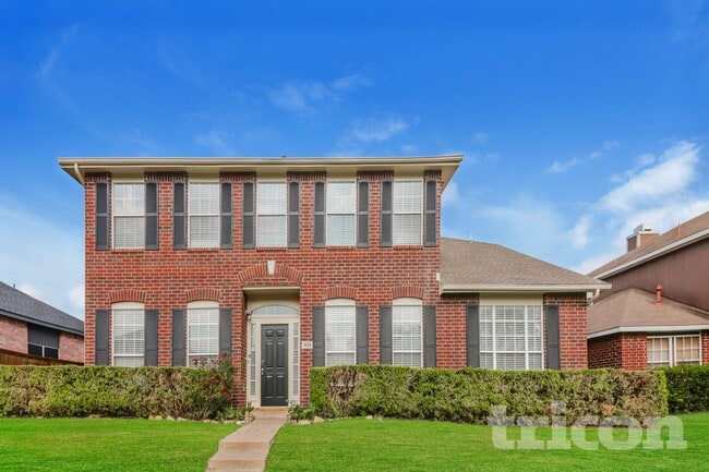 Building Photo - 1626 Rancho Dr