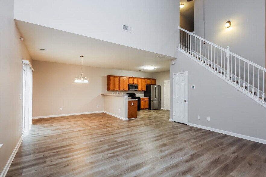 Building Photo - 2740 Gatewater Ct