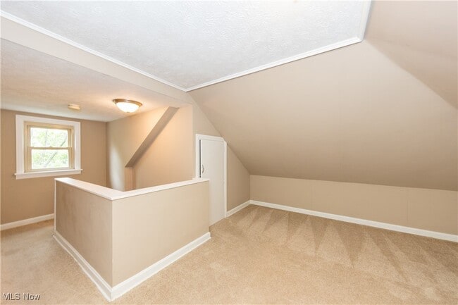 Building Photo - 3702 Glencairn Rd