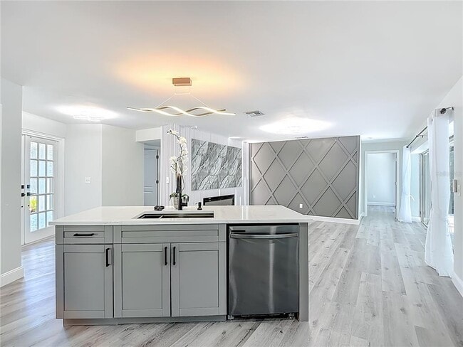 Building Photo - 620 N Barfield Dr