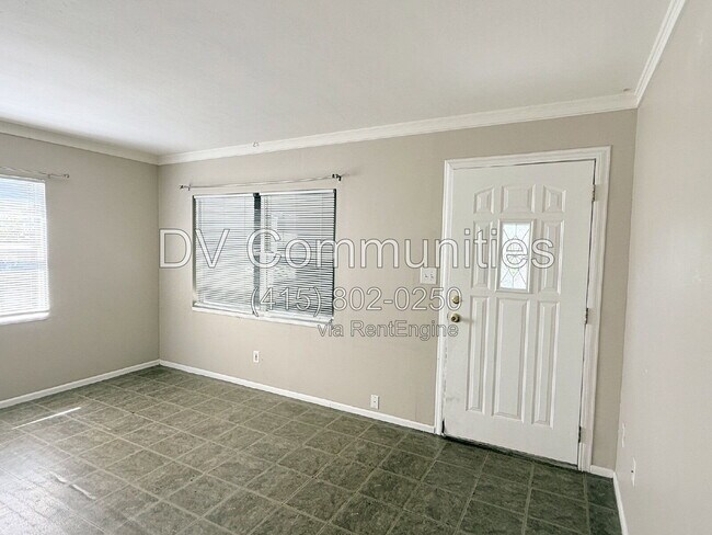 Building Photo - 4935 Emerson Ave S