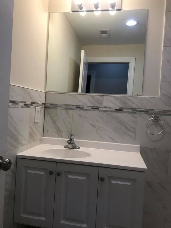 Building Photo - 372 Walnut St