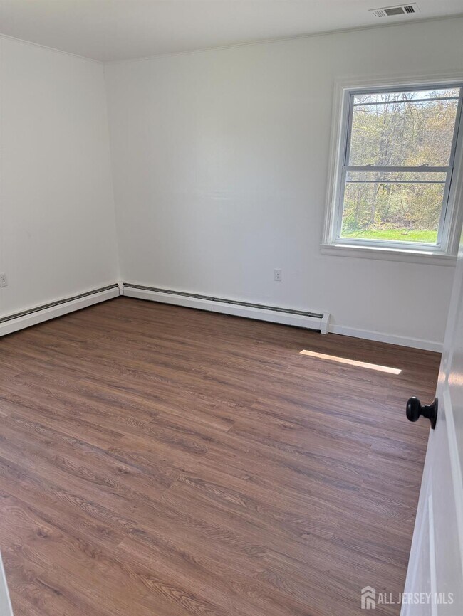 Building Photo - 80 Gates Rd