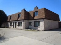 Building Photo - 323 S Towanda Ave