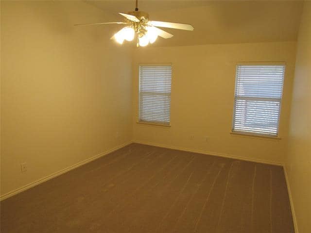 Building Photo - 1689 Sparrow Ct