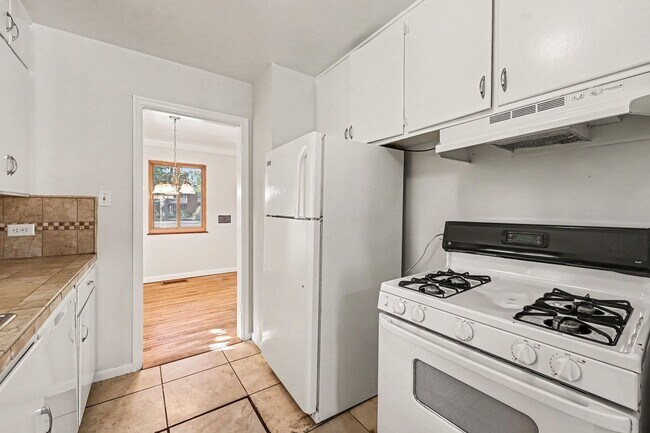 Building Photo - 7345 Montview Blvd