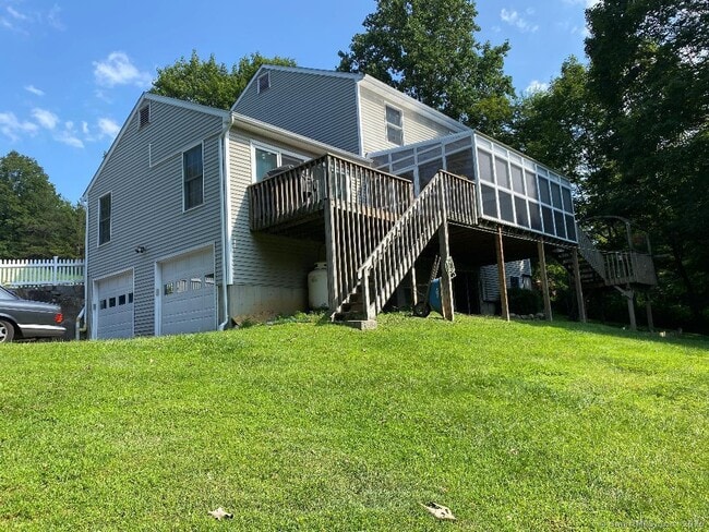 Building Photo - 35 Cedar Vale Dr