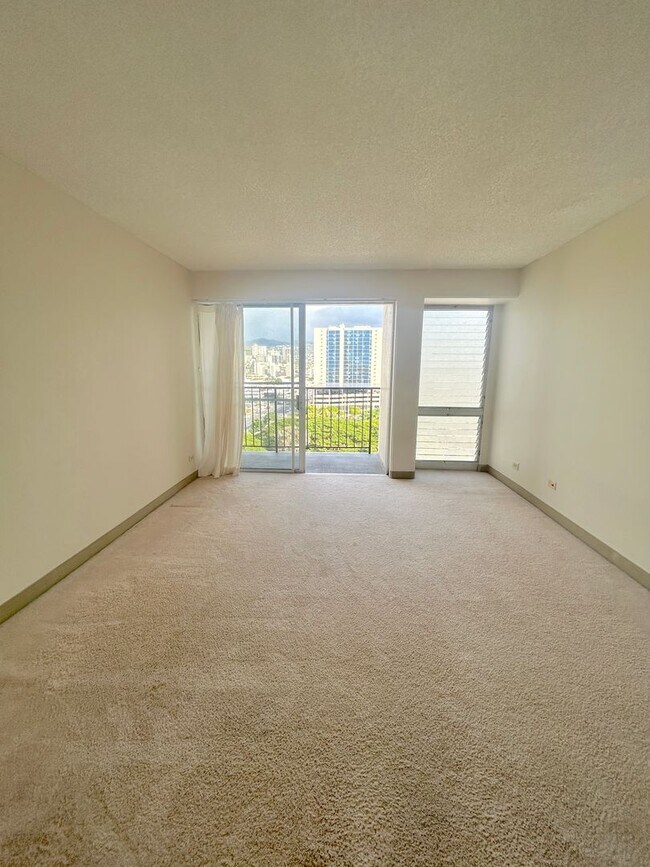 Building Photo - 11th Floor at Piikoi Plaza - Available Dec. 15, 2025