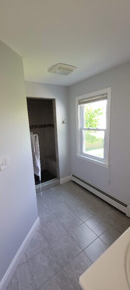 Building Photo - 2520 Madison Ave