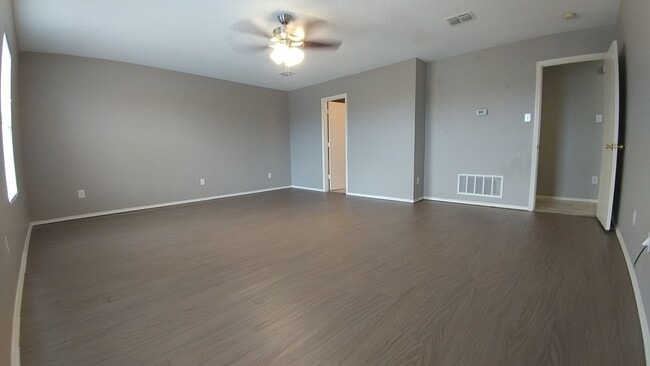 Building Photo - Location....Location....Location....section 8