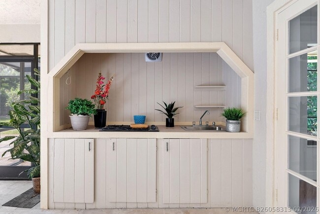 Building Photo - 2244 Quail S Rdg