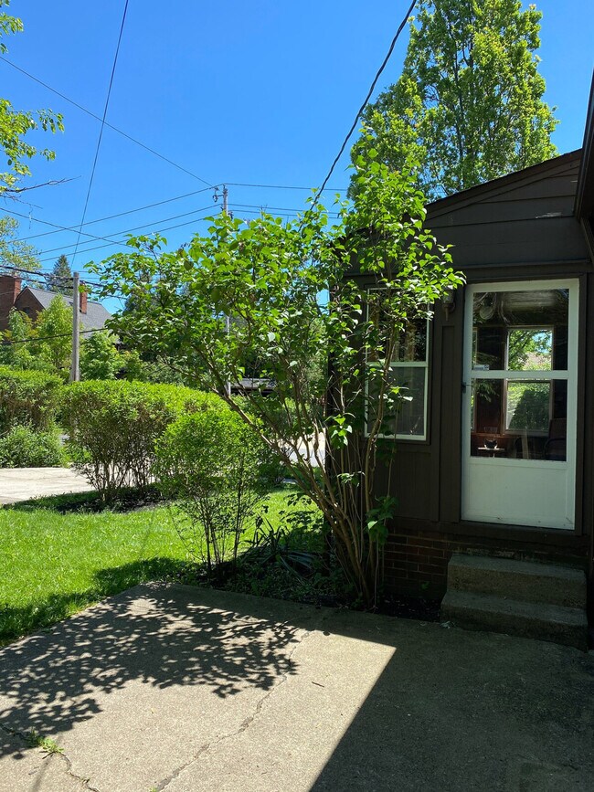 Building Photo - 3649 Berkeley Rd