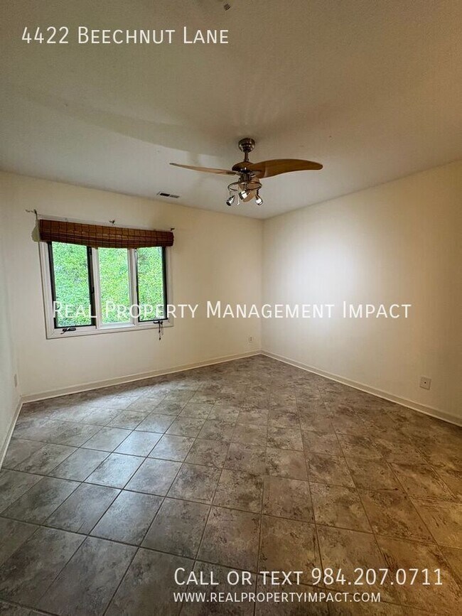 Building Photo - 4422 Beechnut Ln