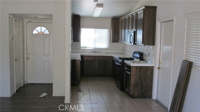 Building Photo - 708 Geneva Ave