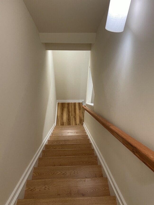 Building Photo - 1337 Wimbledon Way