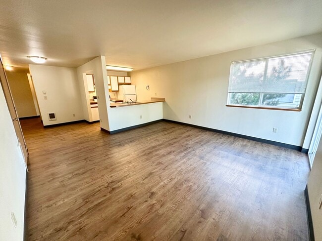Building Photo - 808 Juniper Ave