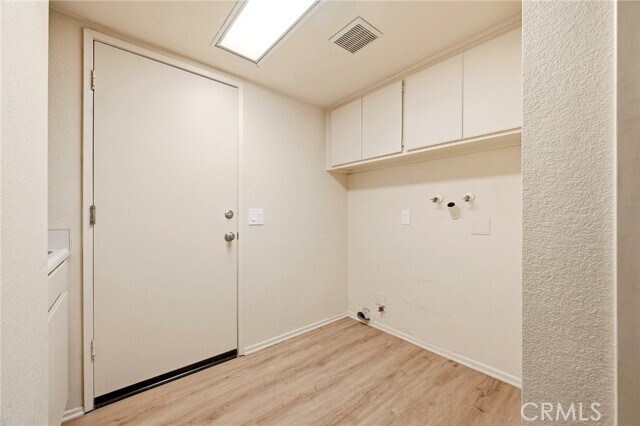 Building Photo - 20926 Brookline Dr