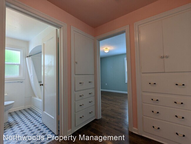 Building Photo - 2 br, 1 bath House - 1675 Washington St