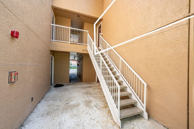 Building Photo - 15560 SW 104th Terrace