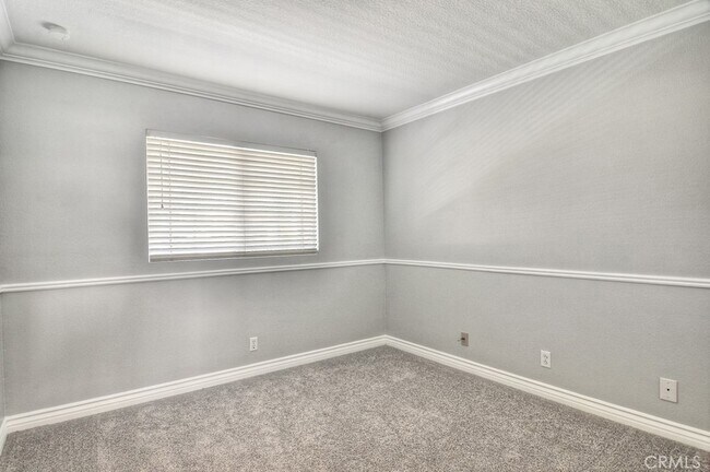 Building Photo - 79 Encantado Canyon