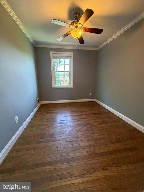 Building Photo - 1543 Cottage Ln