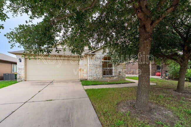 Building Photo - 13321 Pine Needle St