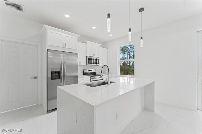 Building Photo - 3111 40th St W