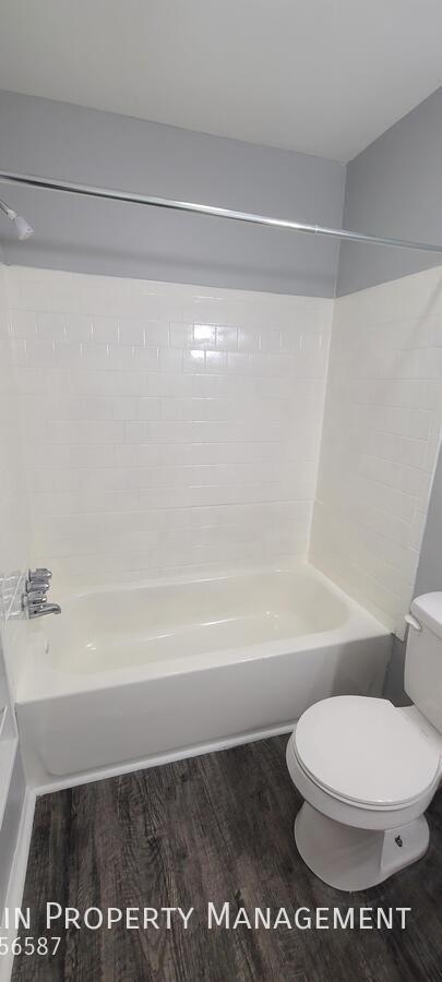 Building Photo - 2908 Richmond Hwy N