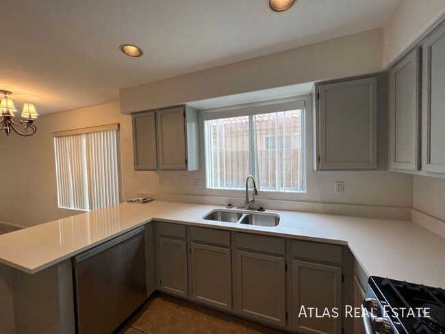 Building Photo - 30427 North 42nd Pl