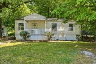 Building Photo - 7827 Rugby Ave