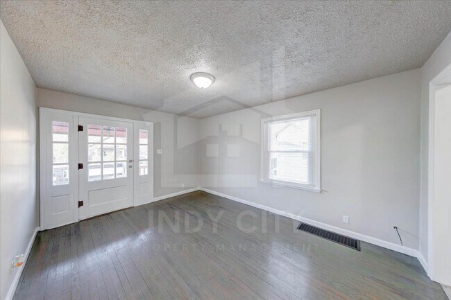 Building Photo - 3539 Prospect St