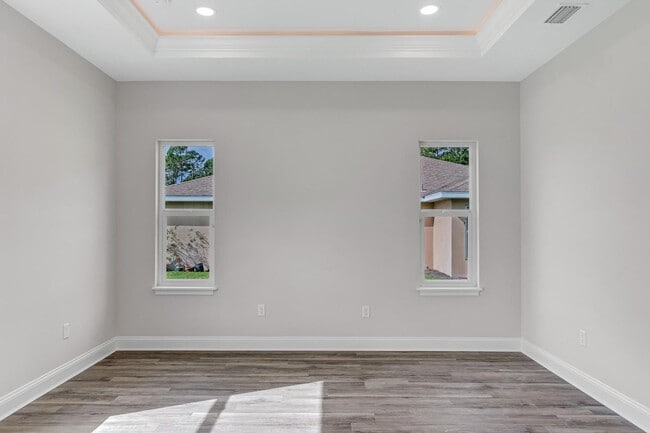 Building Photo - Stunning 4 Bedroom, 2 Bathroom Home on Quiet Cul-de-Sac