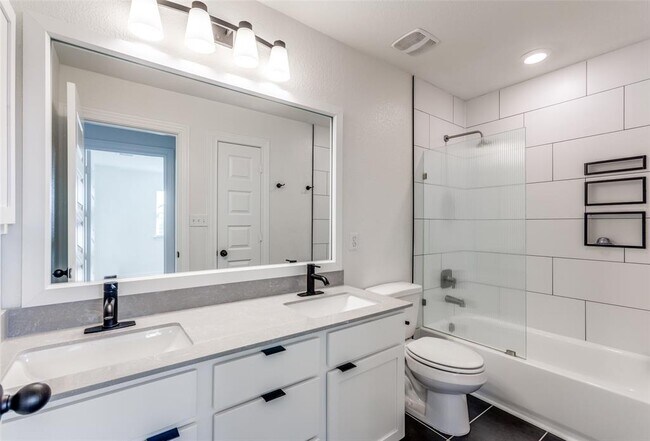 Building Photo - 14217 Silver Lace Ln