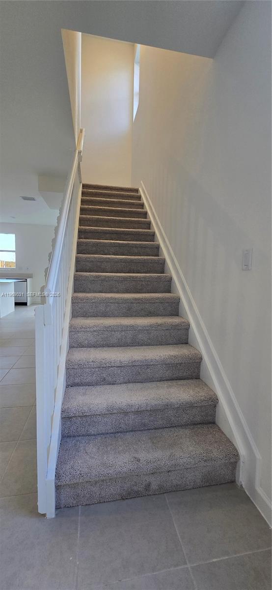 Building Photo - 2729 SE 26th Rd