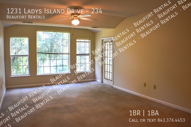 Building Photo - 1231 Ladys Island Dr