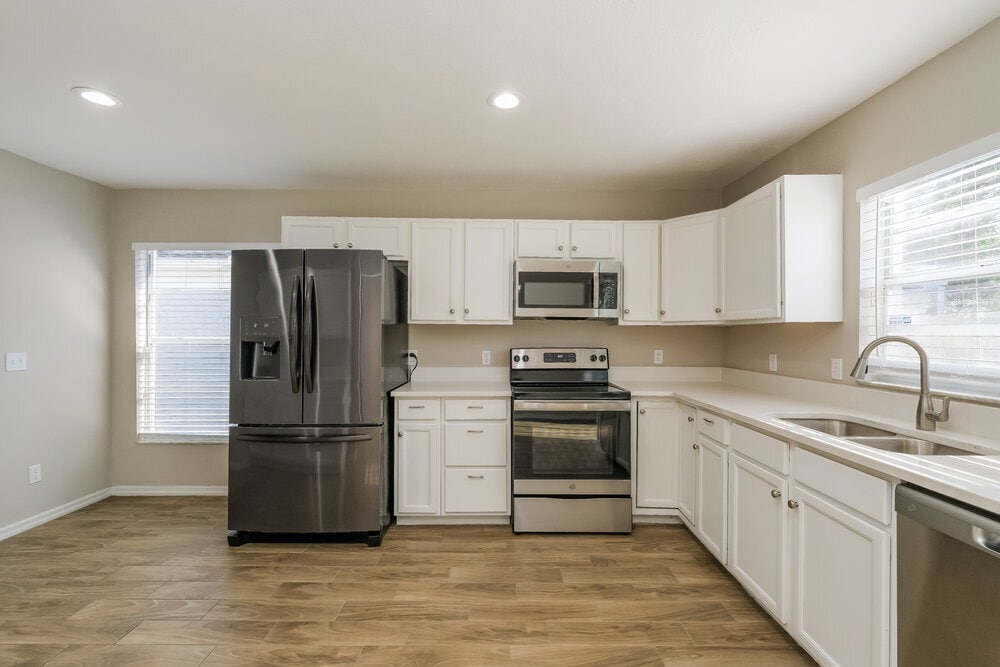 Building Photo - 9715 Little Pond Way